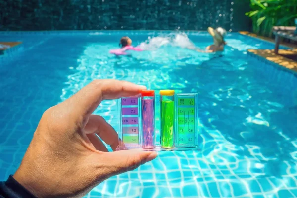 pH da piscina limpeza de piscina