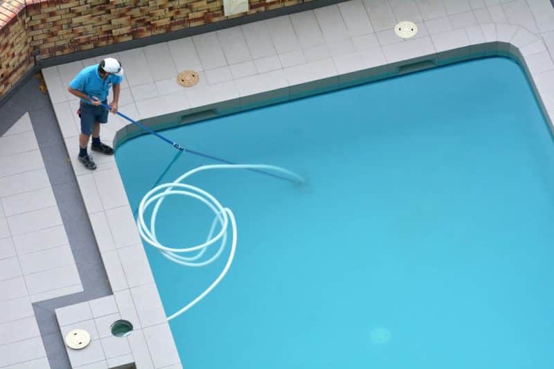 Aspiração de piscina